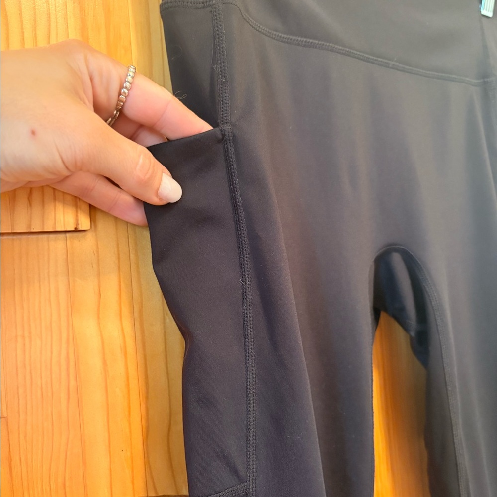 Fabletics Black High-Waist Leggings with Side Pockets - Picture 2 of 5